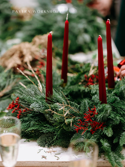 Adventní věnec vydrží zelený až do Vánoc - Pavera workshopy – kurz vázaní věnce praha